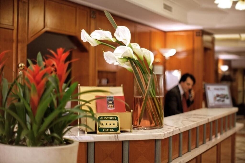 Zdjęcie Capitol Hotel 4*