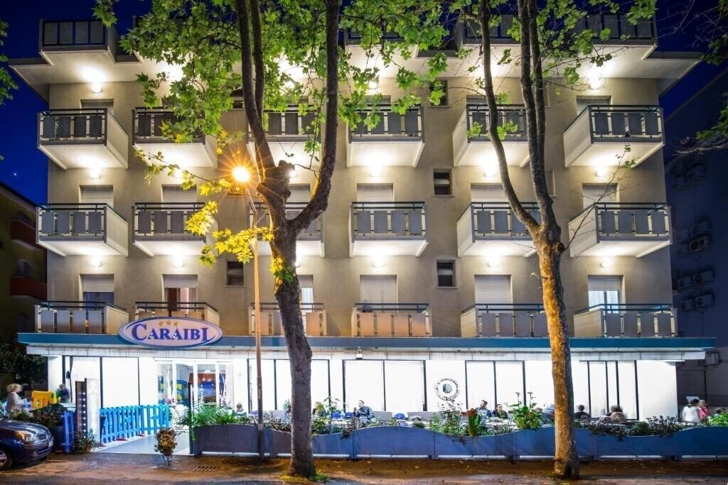 Готель Hotel Caraibi 3*