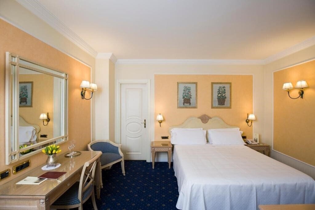 Zdjęcia Palazzo Alabardieri 4*