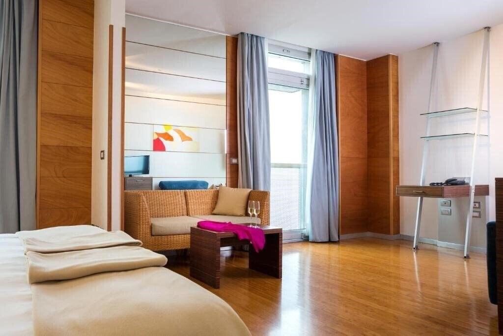 Zdjęcia Towers Hotel Stabiae 4*