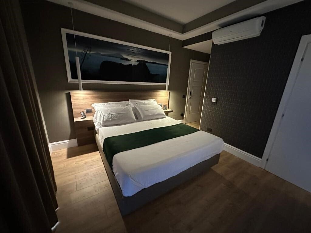 Зображення 7th Floor Suite 3*