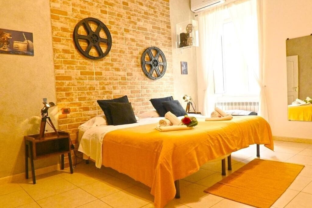 Готель Napoli Cityscape 3*