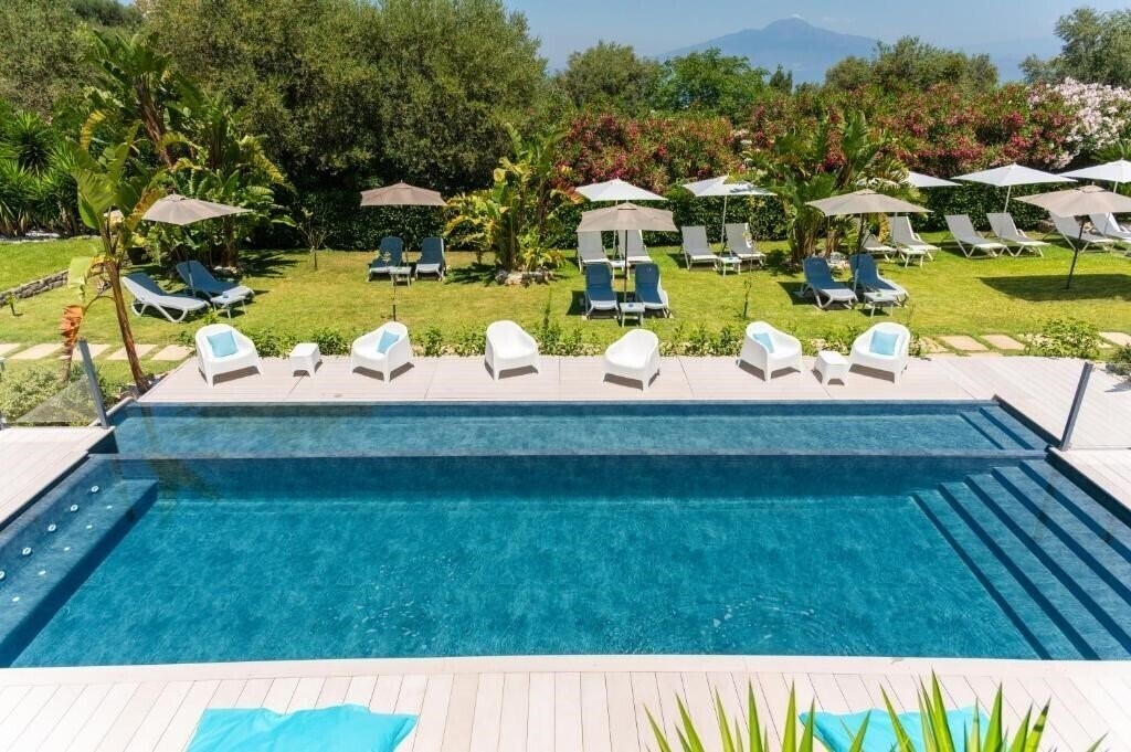 Hotel Casale Antonietta 3*