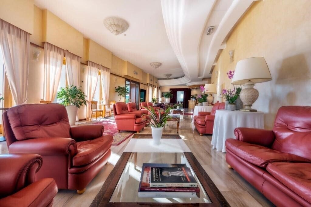 Hotel Astura Palace 4*
