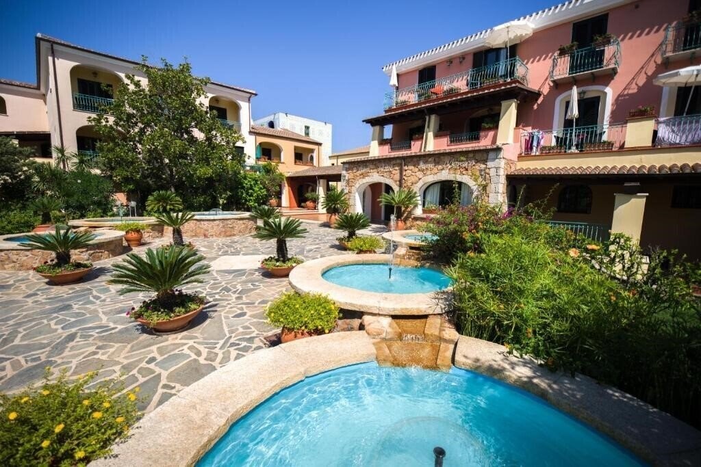Zdjęcie Club Hotel Torre Moresca 4*