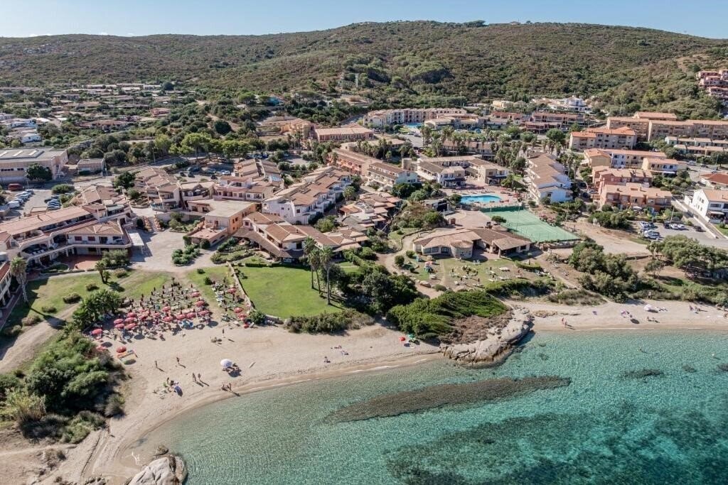 Hotel Club Esse Residence Capo D’Orso 3*