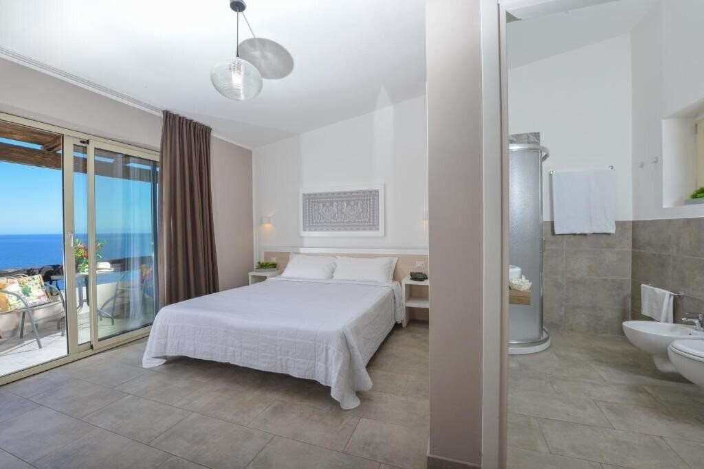 Zdjęcie Castelsardo Resort 4*