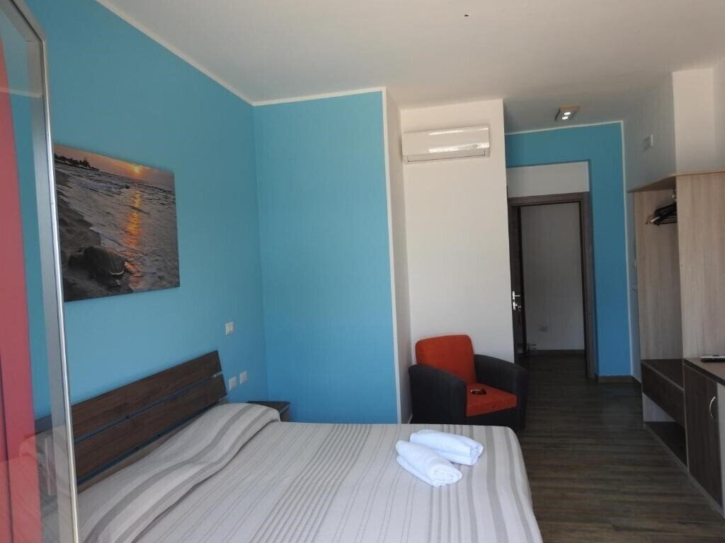Zdjęcie Chrismare Hotel Mazzeo 4*