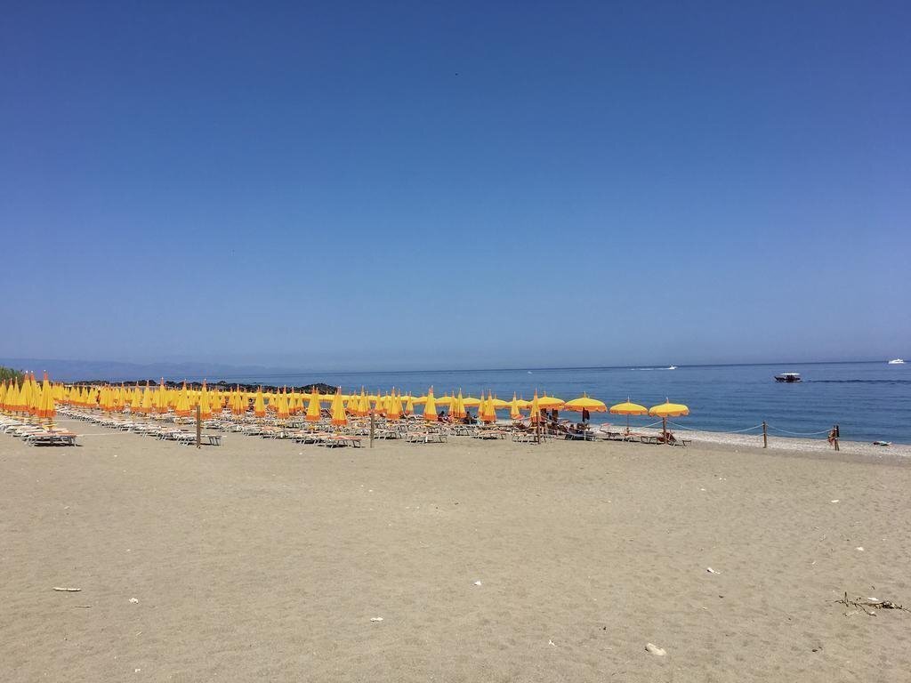 Zdjęcia Baia Di Naxos Aparthotel 3*