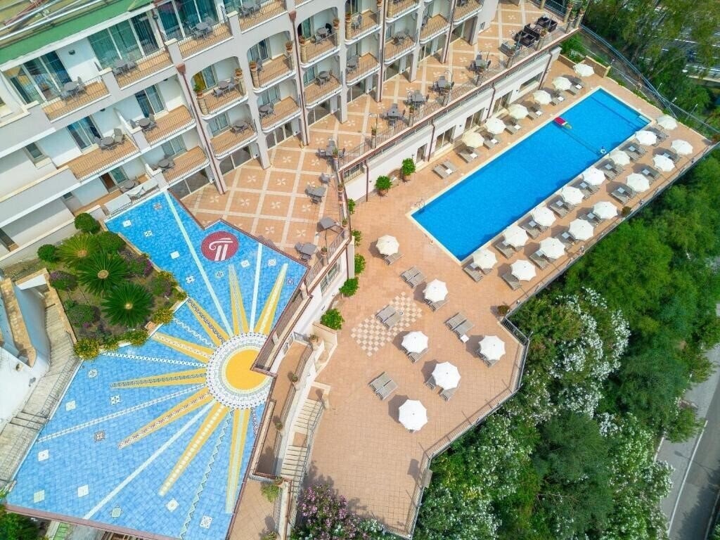Zdjęcie Antares Hotel 4*
