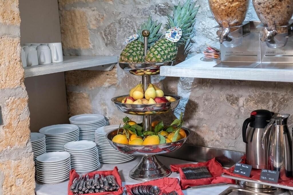 Фото Tonic Hotel Palermo 3*