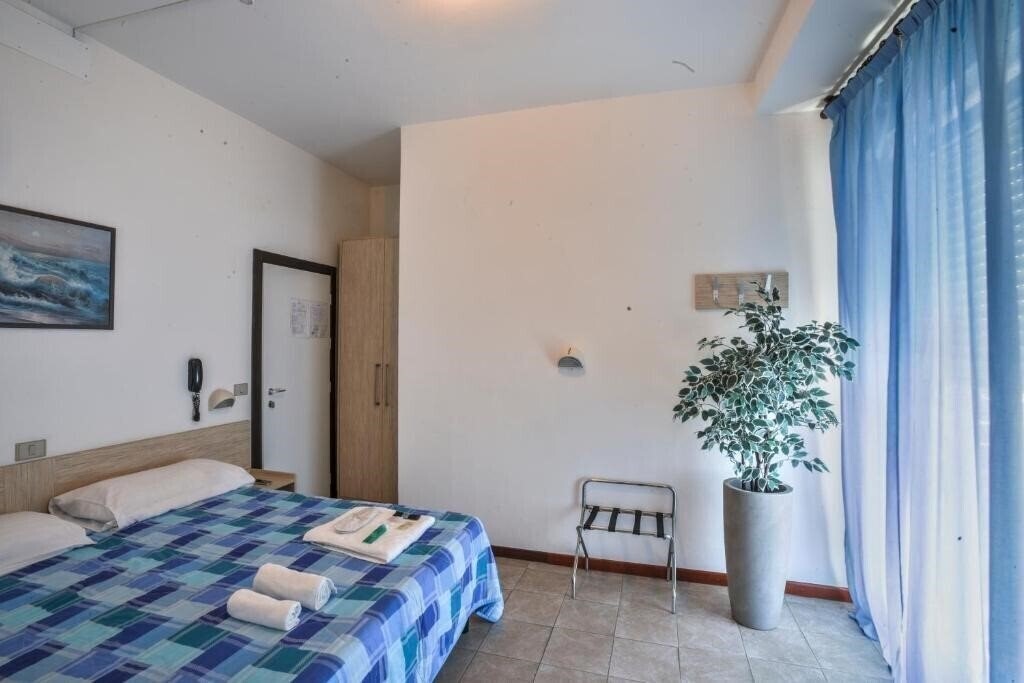 Готель Continental 3*