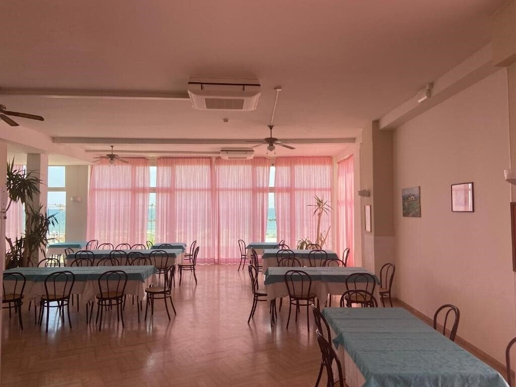 Фотографія Continental 3*