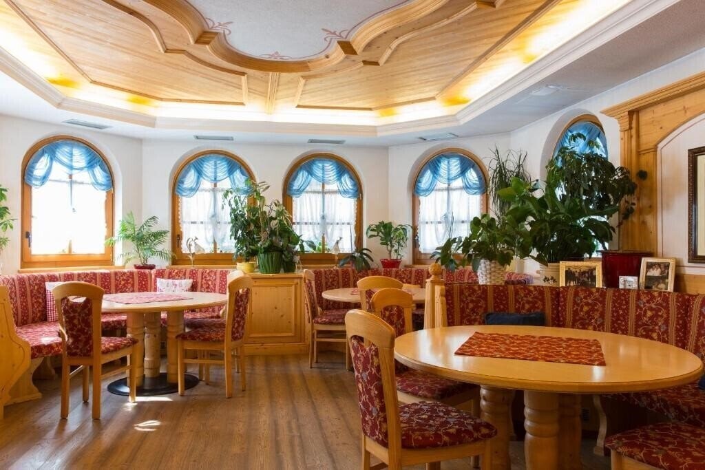 Картинка Hotel Cristina Pinzolo 4*