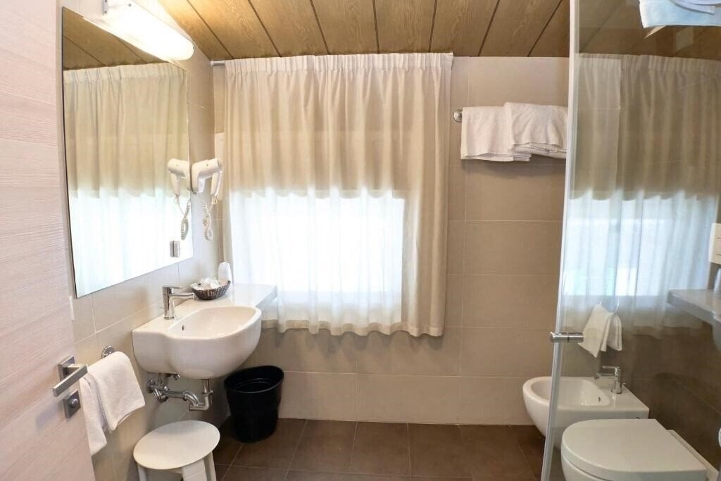 Zdjęcie Hotel Trento 3*