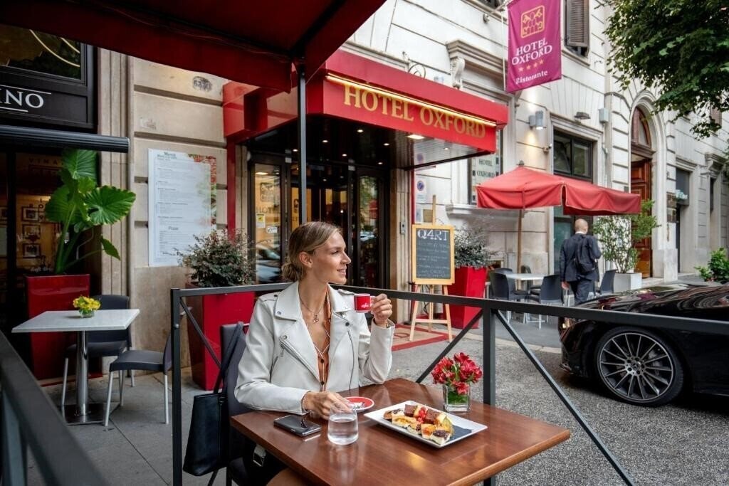 Hotel Oxford Hotel 4*