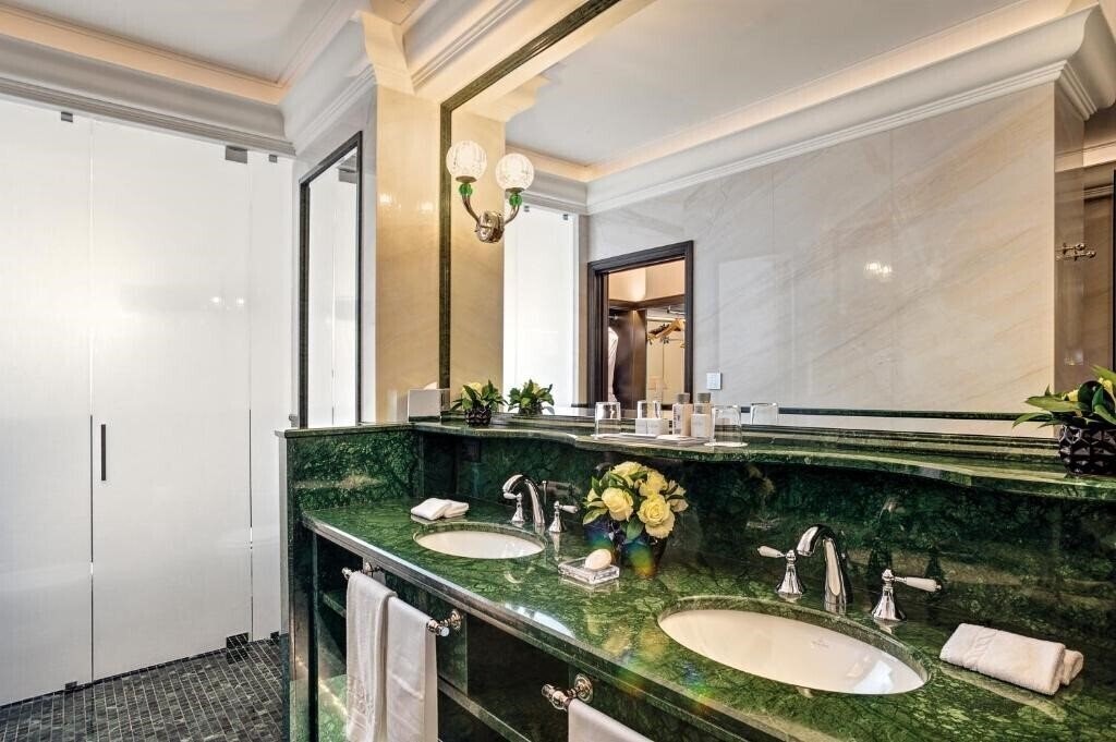 Zdjęcie Hassler Roma Hotel 5*