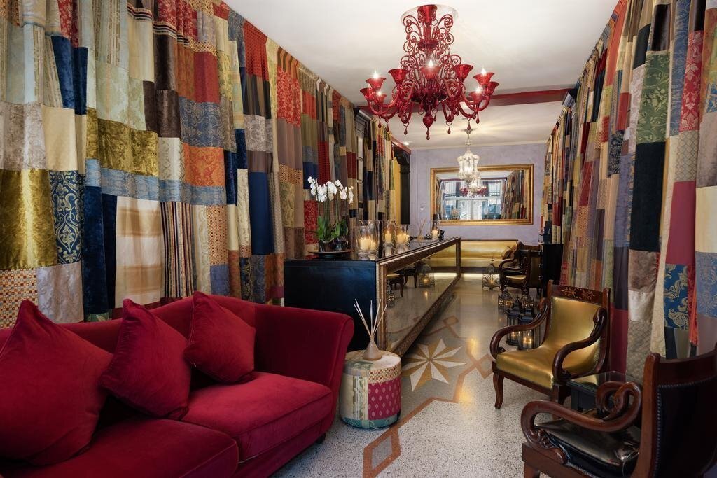 Фотография J.K. Place 4*