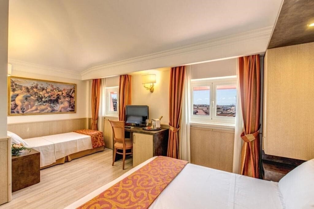 Фотографія Pinewood Hotel Rome 4*