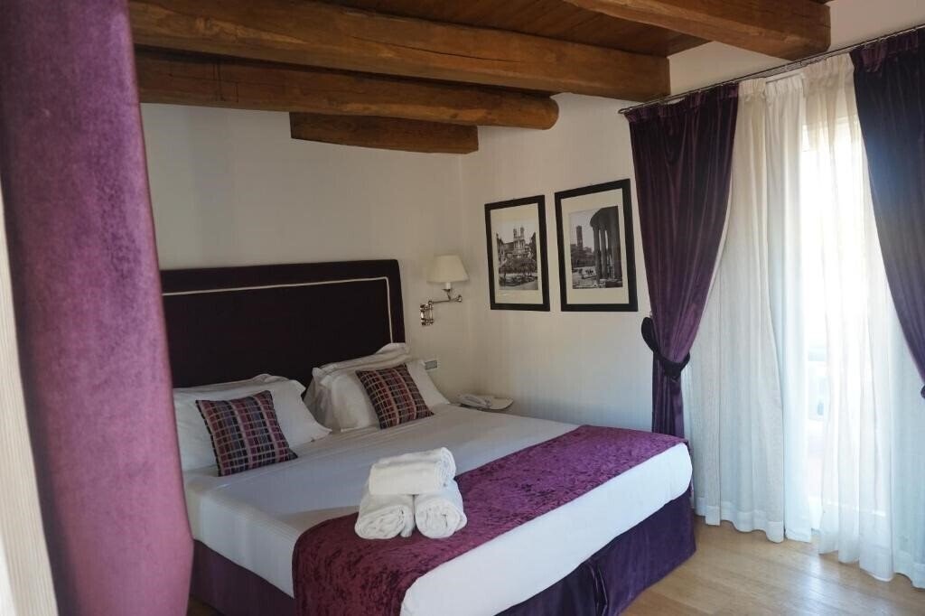 Obraz Trevi Palace Luxury Apartments 5*