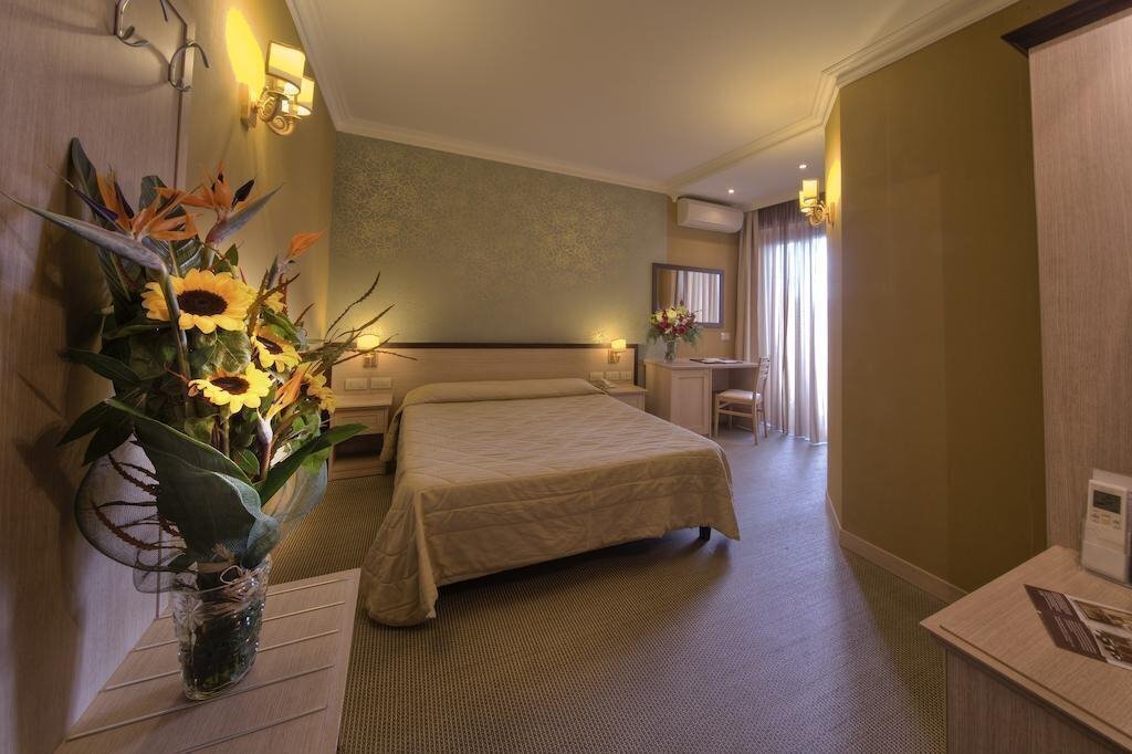 Отель Galileo 3*