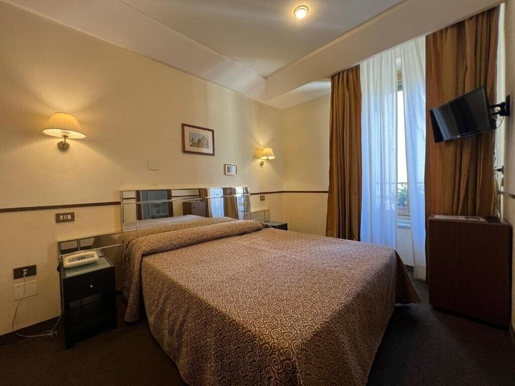 Зображення Garda 3*