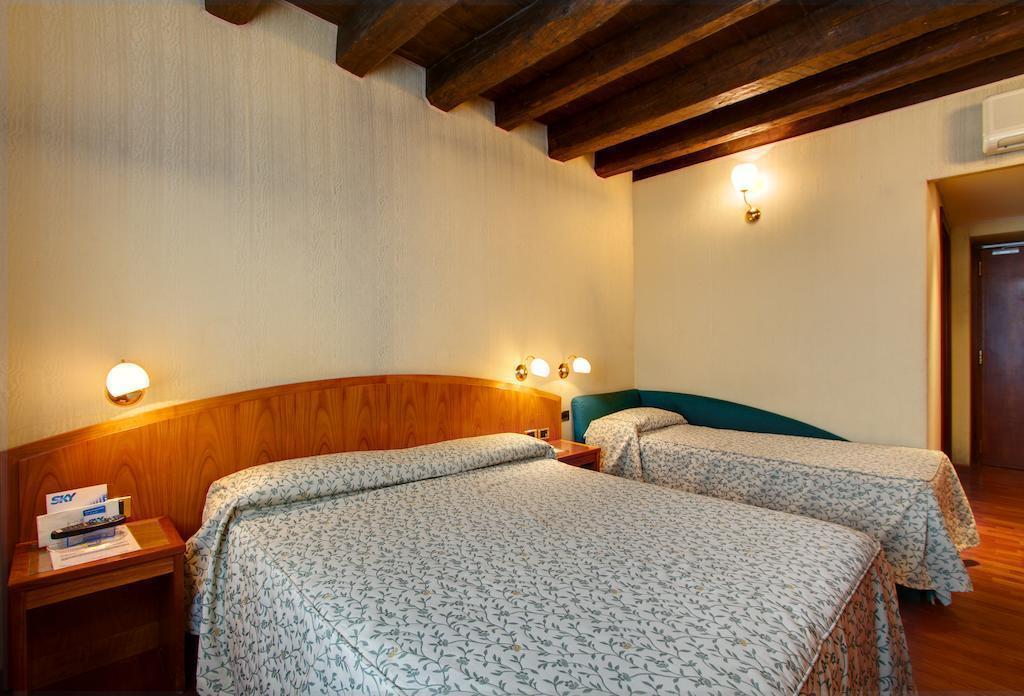 Фотографія Corot 3*