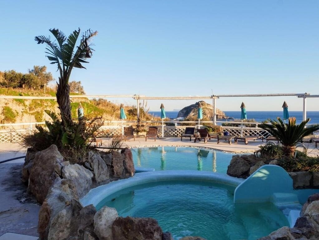 Zdjęcie Torre Sant'Angelo 4*