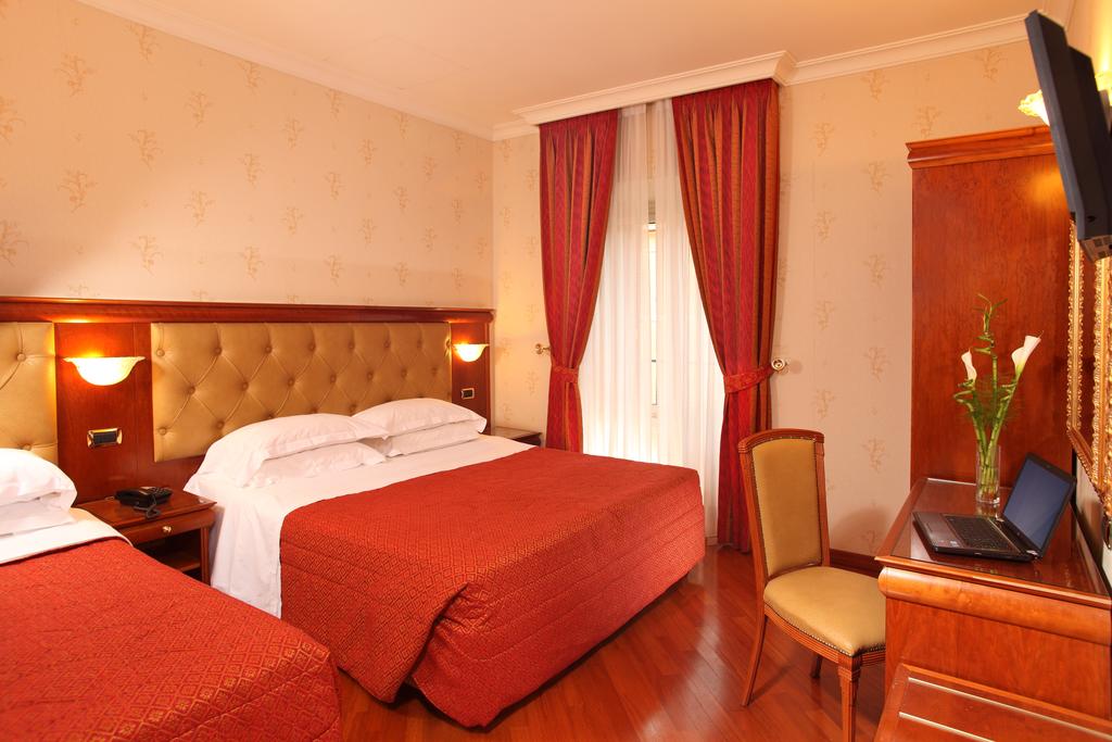 Hotel Serena 3*