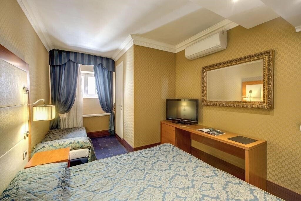 Zdjęcie 939 Luxury Rooms Hotel 2*