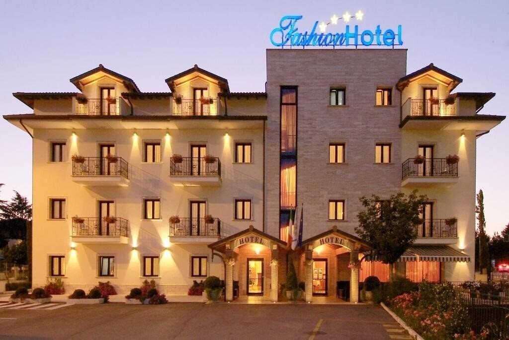 Готель Fashion 4*