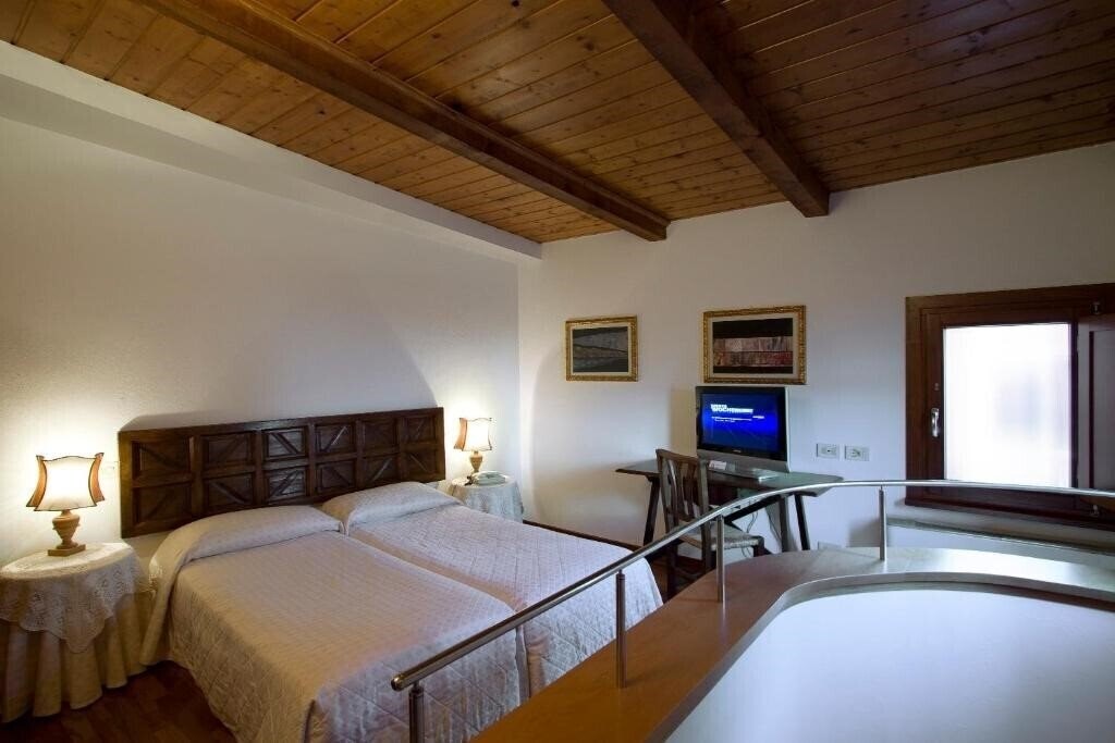 Zdjęcia Columbia 3*