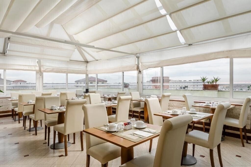 Hotel Exe Domus Aurea 3*