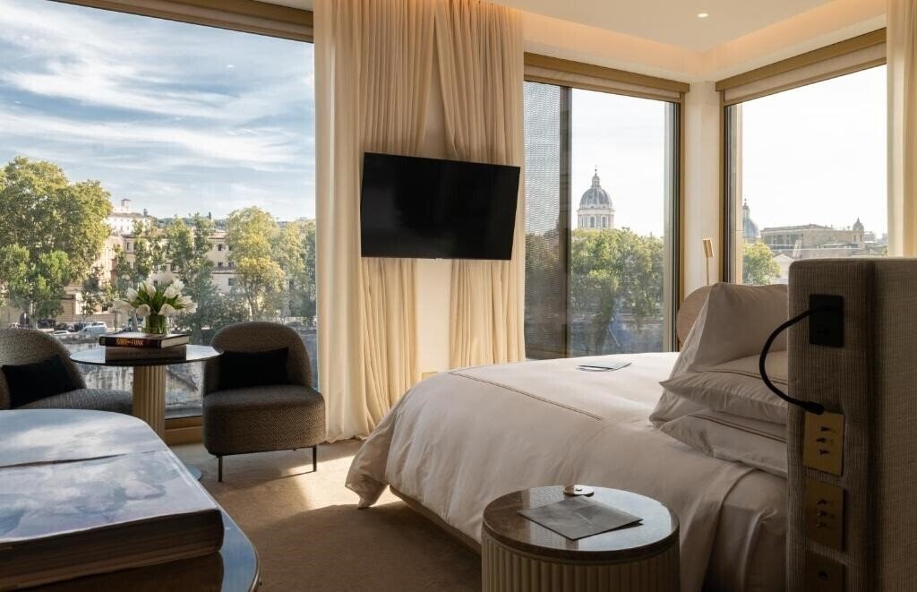 Zdjęcie The First Musica 5*