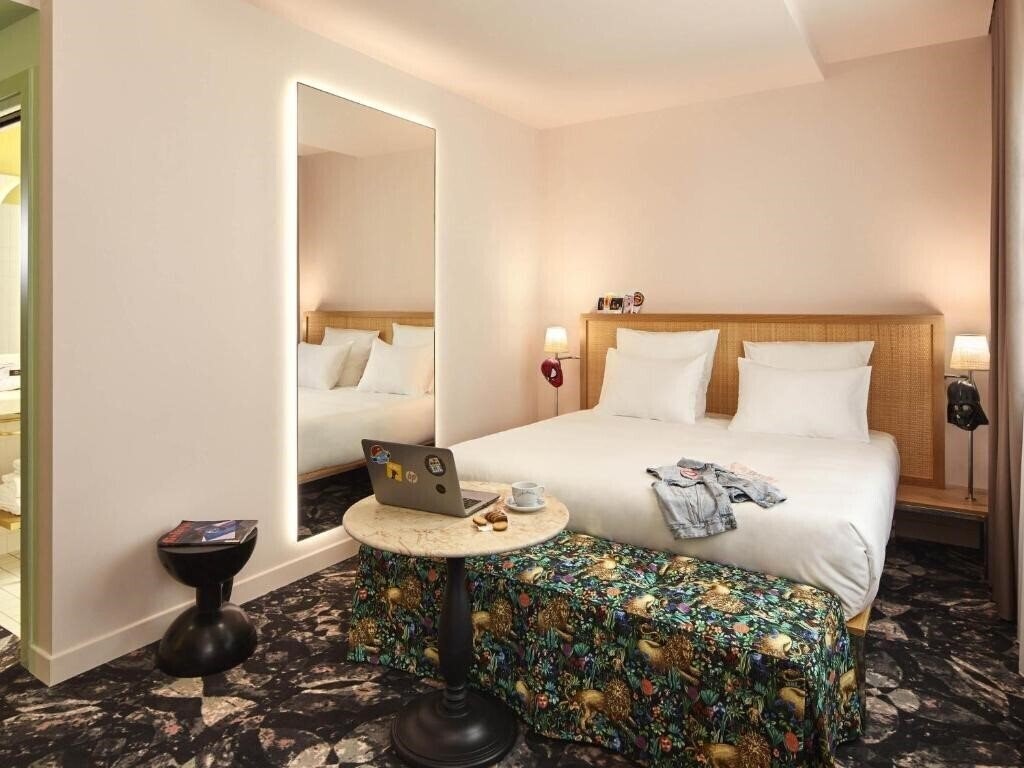 Готель Mama Shelter Roma 4*