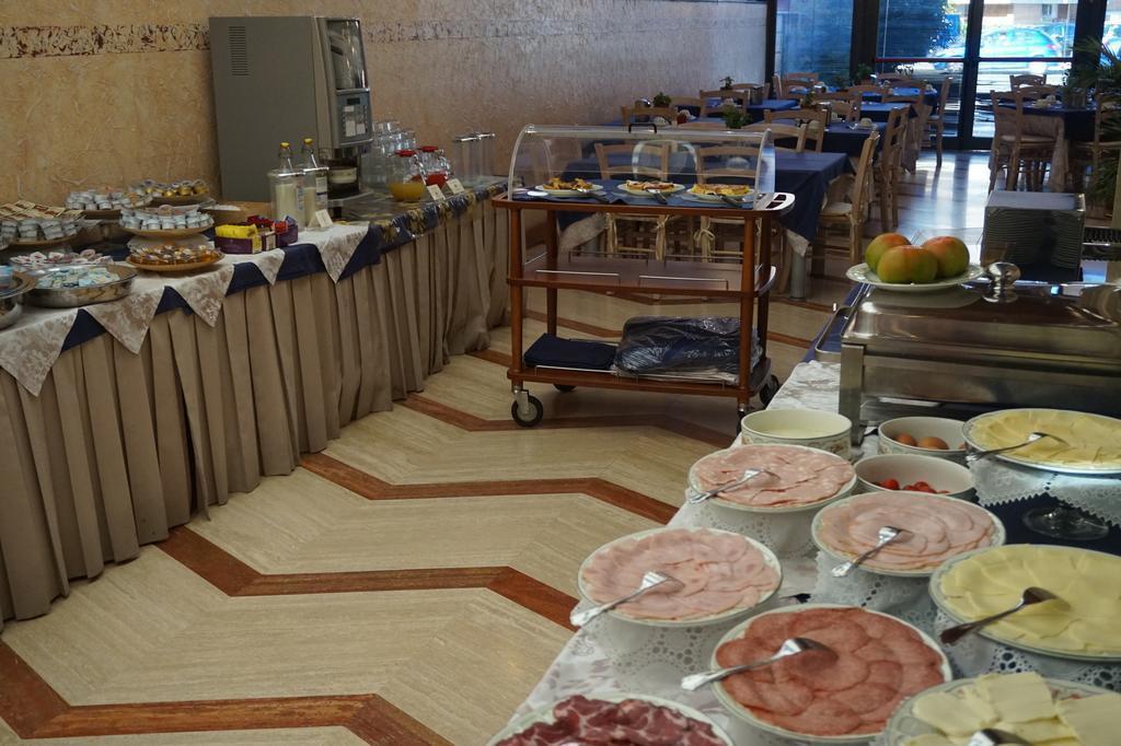 Фотографія Aureliano 4*