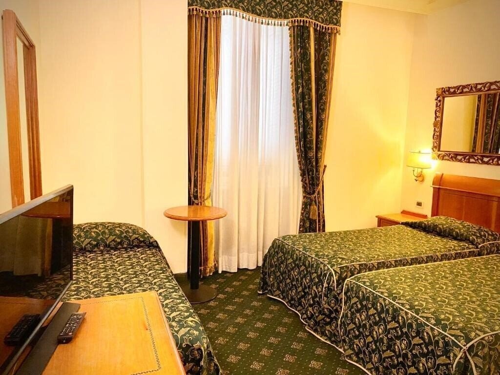 Zdjęcie Champagne Palace 4*