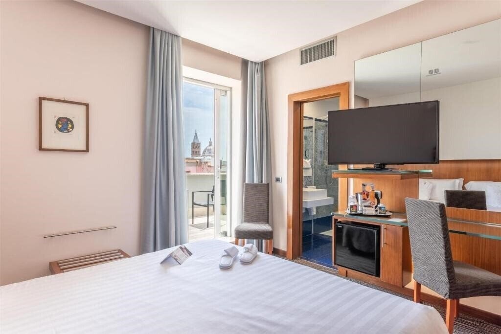 Готель Best Western Plus Universo Hotel 4*