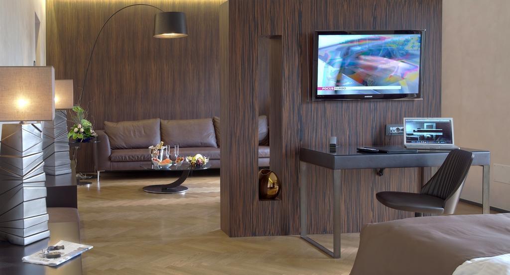 Hotel Berg Luxury 4*