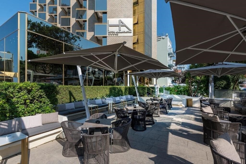 Фото Ambasciatori Rimini 4*