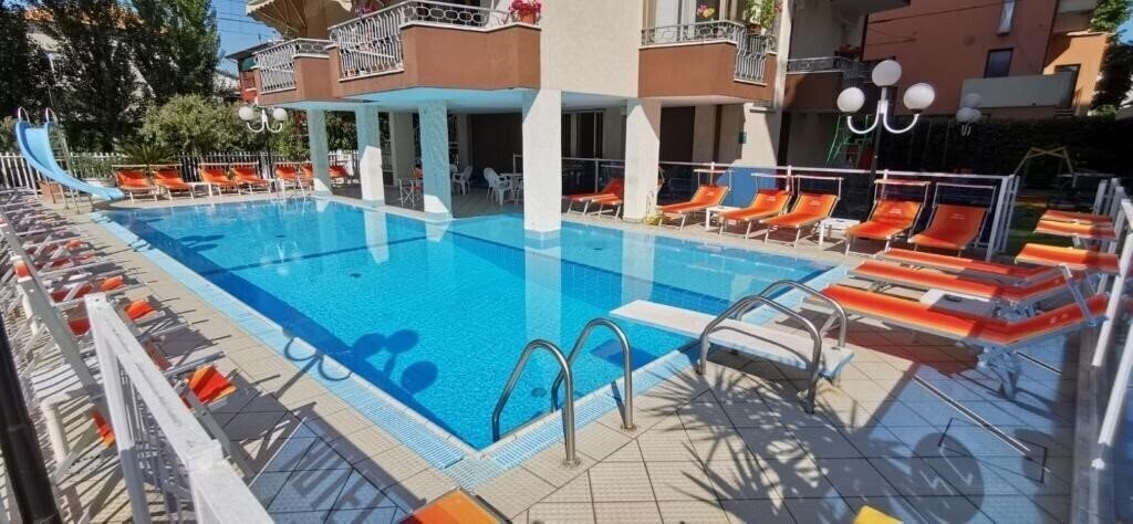 Фотография Hotel Cosmos 3*