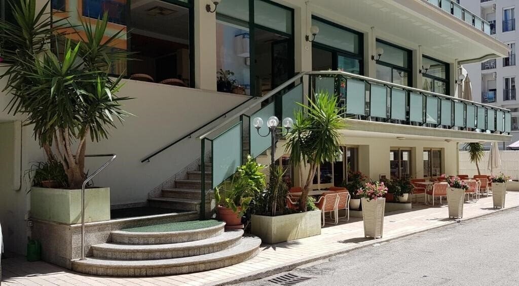 Hotel Chic (Cattolica) 3*