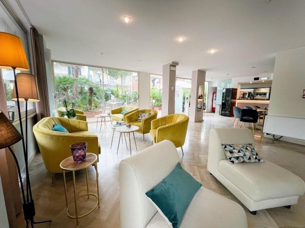 Zdjęcie Aura Living 3*