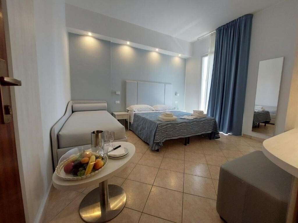 Hotel Caravel Hotel 3*