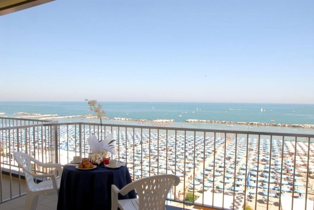 Zdjęcia Caravelle Beach (Cattolica) 4*