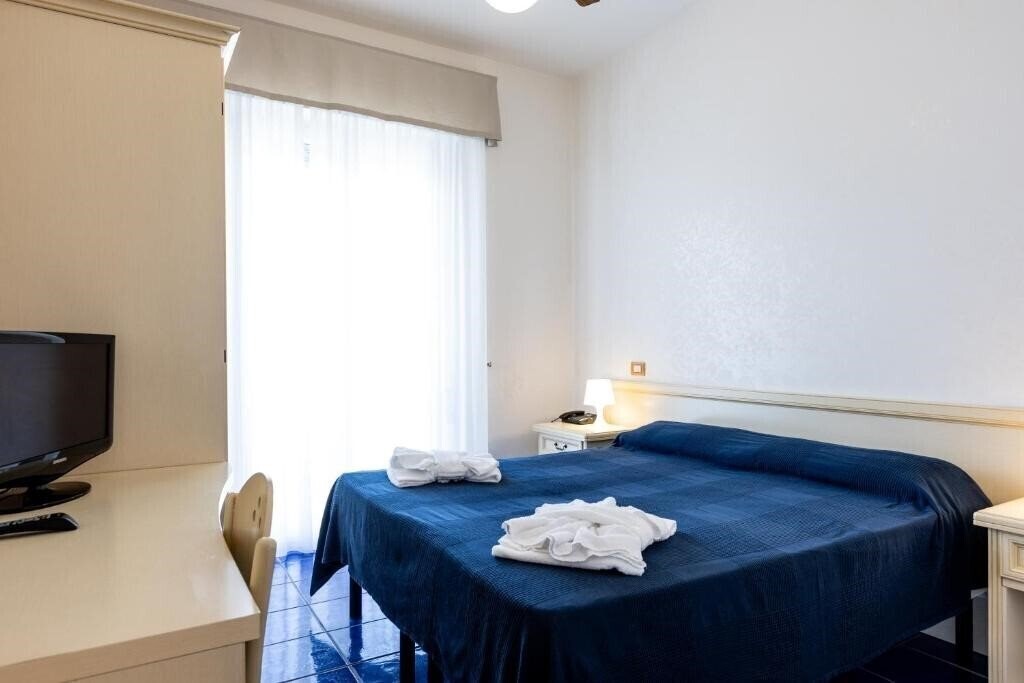 Zdjęcie Caravelle Beach (Cattolica) 4*