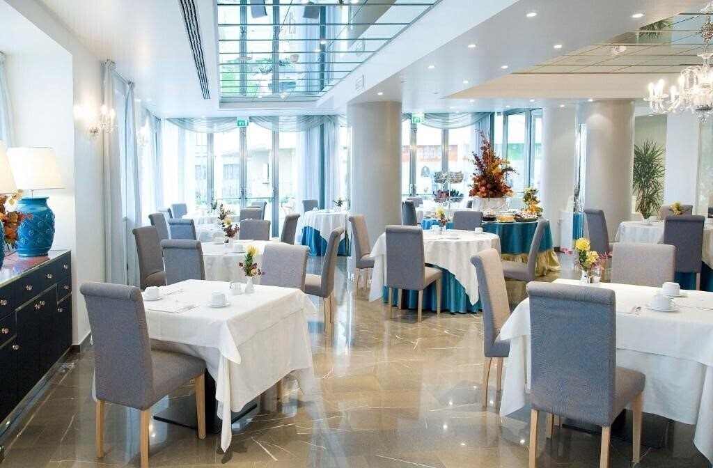 Фотография Club House 4*