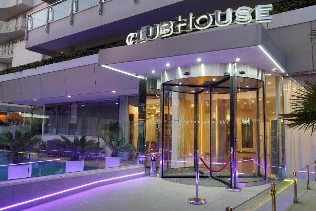 Hotel Club House 4*