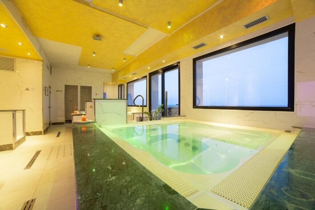 Изображение Diplomat Palace 3*