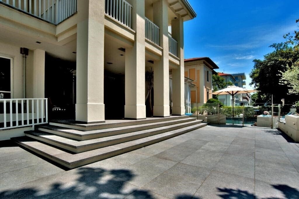 Zdjęcie Le Rose Suite 4*